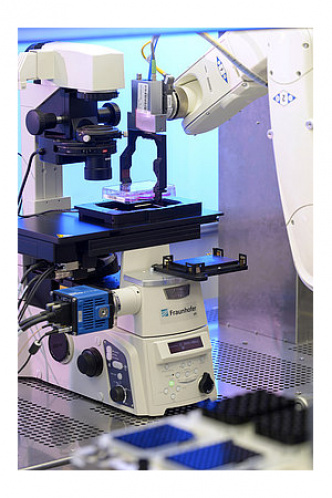 Polohovací systémy pro super-rezoluční mikroskopii